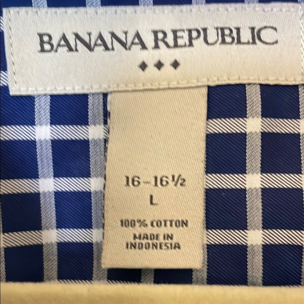 Banana Republic Blue and White Dress Shirt Timeless Gingham Pattern - Picture 2 of 2